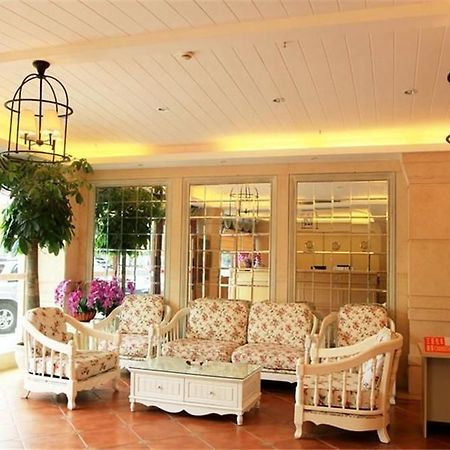 Home Inns Hotel Санья Экстерьер фото